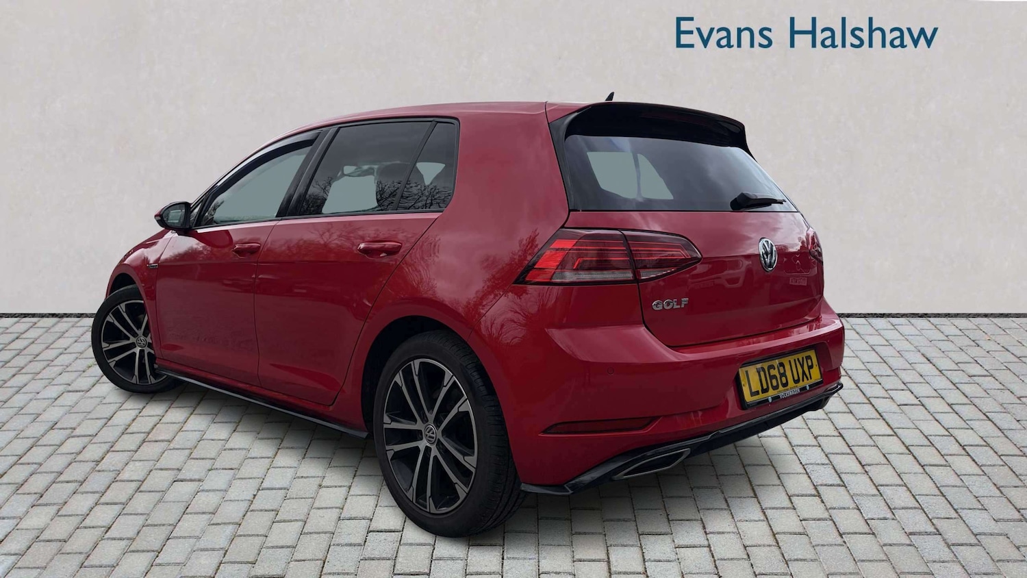 Used Volkswagen Golf 2018 for sale - 77648857: Photo 3