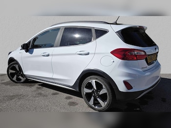Used Ford Fiesta 2018 for sale - 75931116: Photo