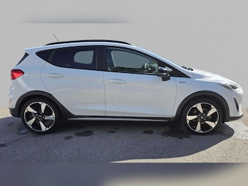 Used Ford Fiesta 2018 for sale - 75931116: Photo