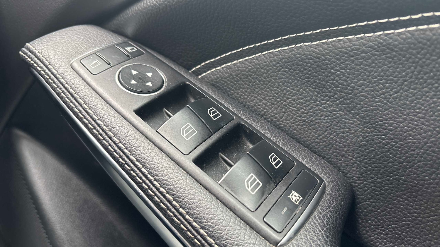 Used Mercedes-Benz GLA 2018 for sale - 78090214: Photo 16