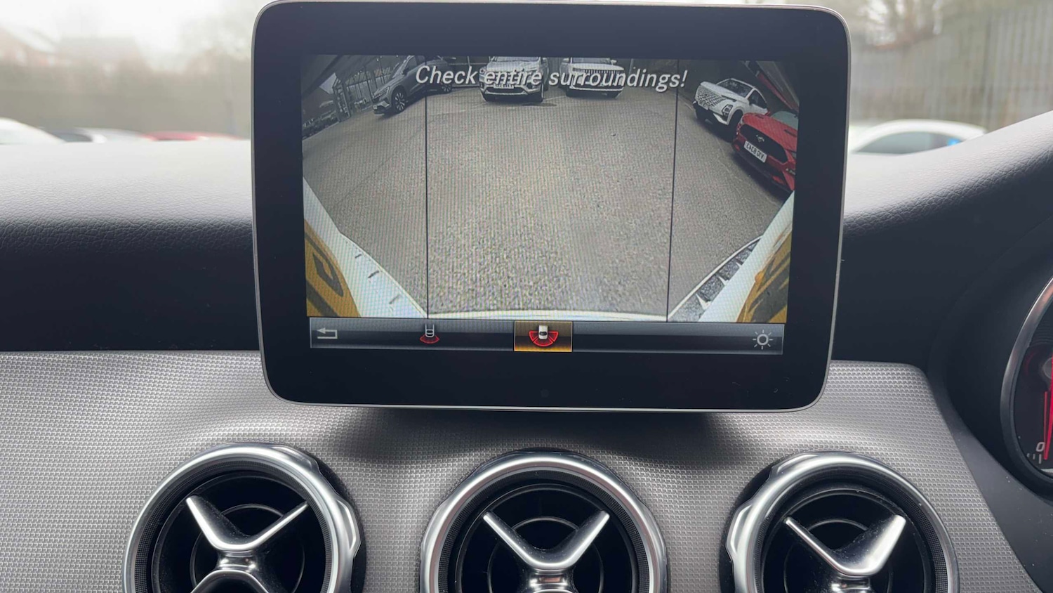 Used Mercedes-Benz GLA 2018 for sale - 78090214: Photo 32