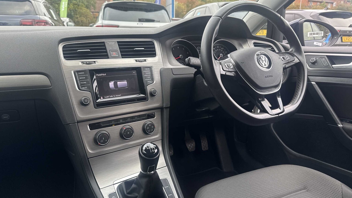 Used Volkswagen Golf 2015 for sale - 75813395: Photo 17