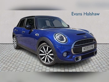 Used MINI Hatch 2019 for sale - 78949370: Photo