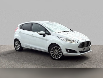 2017 - 1.0 EcoBoost 125 Titanium X 5dr
