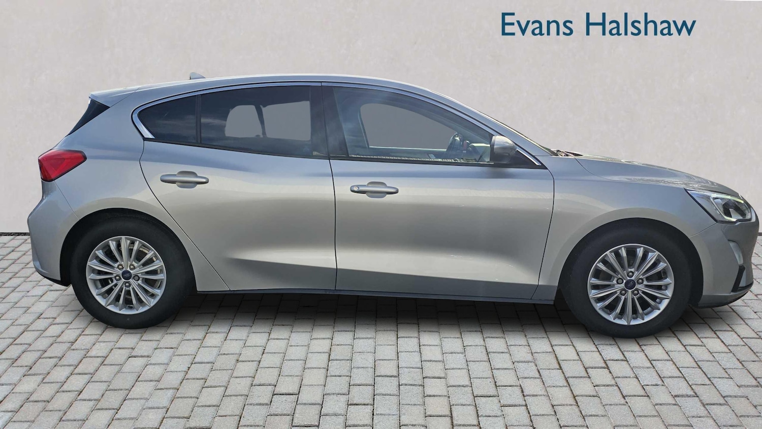 Used Ford Focus 2018 for sale - 76889729: Photo 4