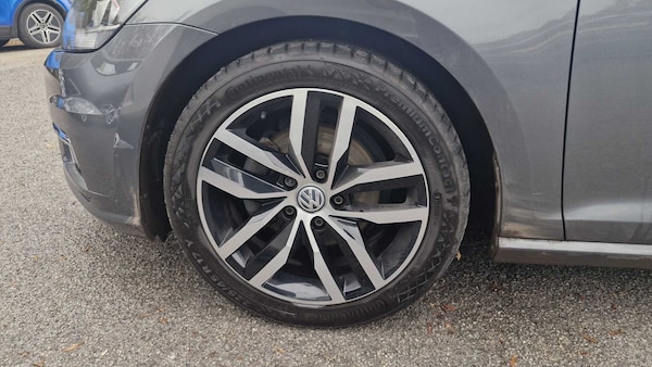 Used Volkswagen Golf 2019 for sale - 76286420: Photo 8