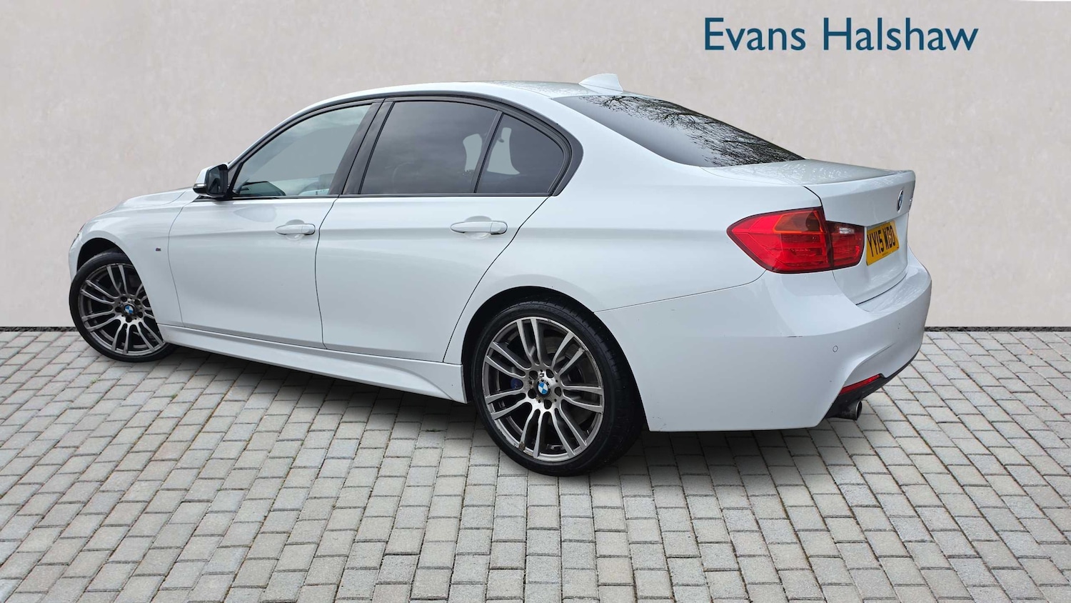 Used BMW 3 Series 2015 for sale - 77308496: Photo 2