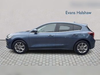Used Ford Focus 2022 for sale - 76298386: Photo 3