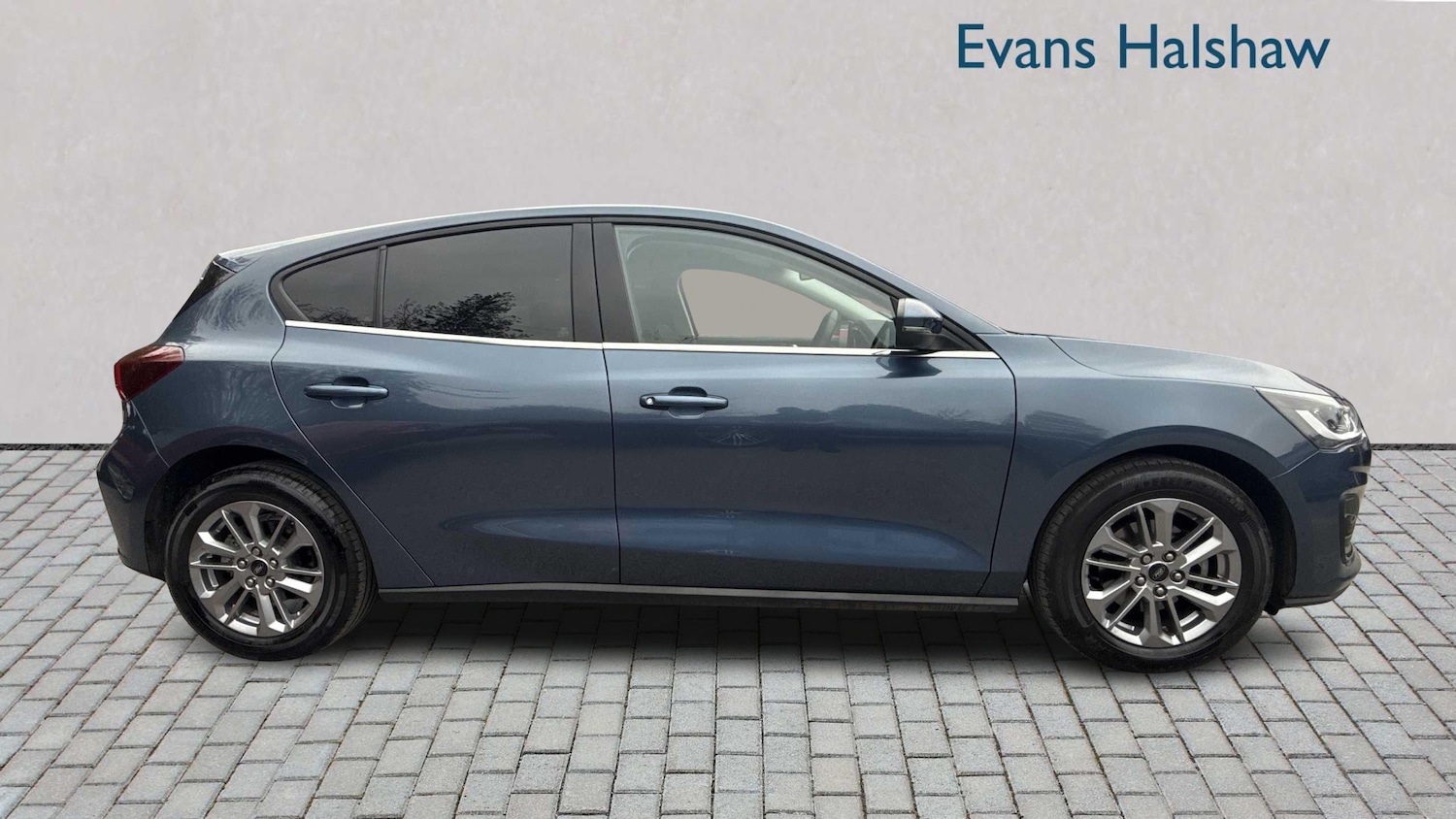 Used Ford Focus 2022 for sale - 76298386: Photo 4