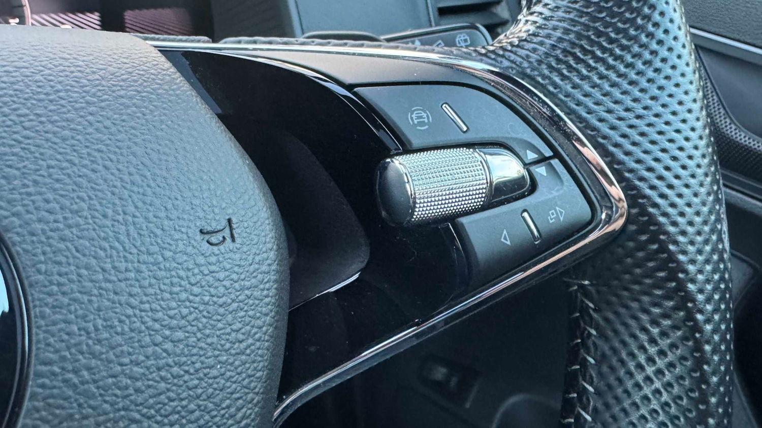 Used Skoda Karoq 2022 for sale - 76718146: Photo 26