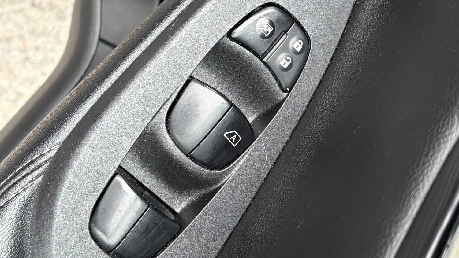 Used Nissan Pulsar for sale - 77810804: Photo 27