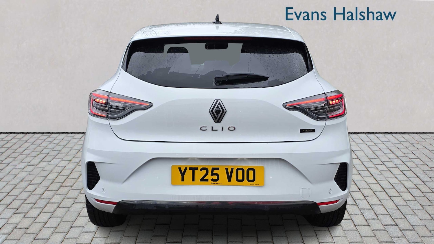 Used Renault Clio 2025 for sale - 76789352: Photo 4