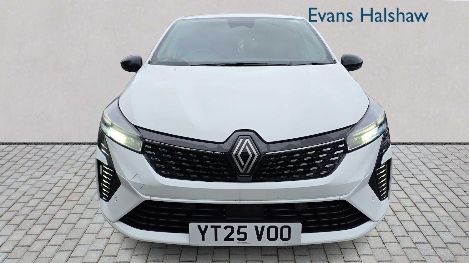 Used Renault Clio 2025 for sale - 76789352: Photo 6