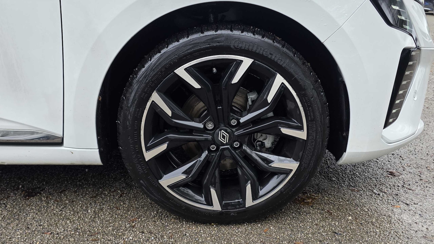 Used Renault Clio 2025 for sale - 76789352: Photo 9