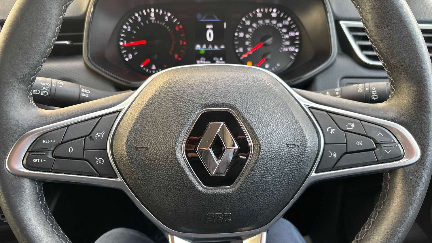 Used Renault Clio 2021 for sale - 77414634: Photo 14