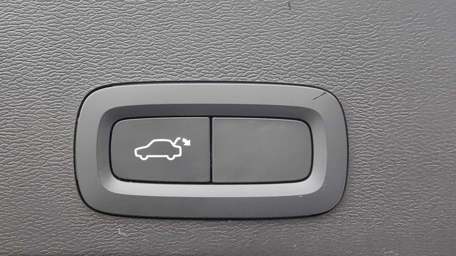 Used Volvo XC40 2022 for sale - 77093303: Photo 18