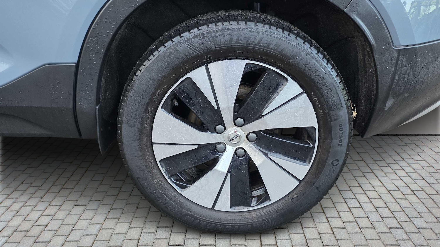 Used Volvo XC40 2022 for sale - 77093303: Photo 8