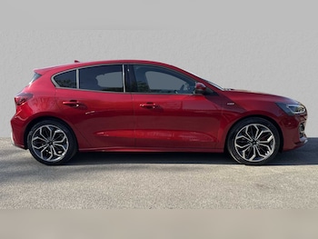 Used Ford Focus 2025 for sale - 76022421: Photo 3