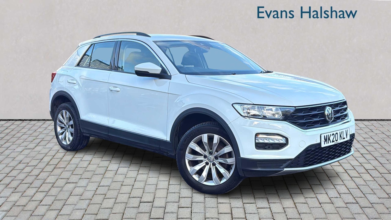 Used Volkswagen T-Roc 2020 for sale - 76929048: Photo 1