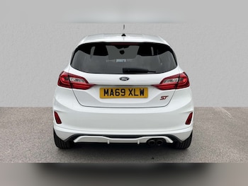 Used Ford Fiesta 2019 for sale - 76113306: Photo 4