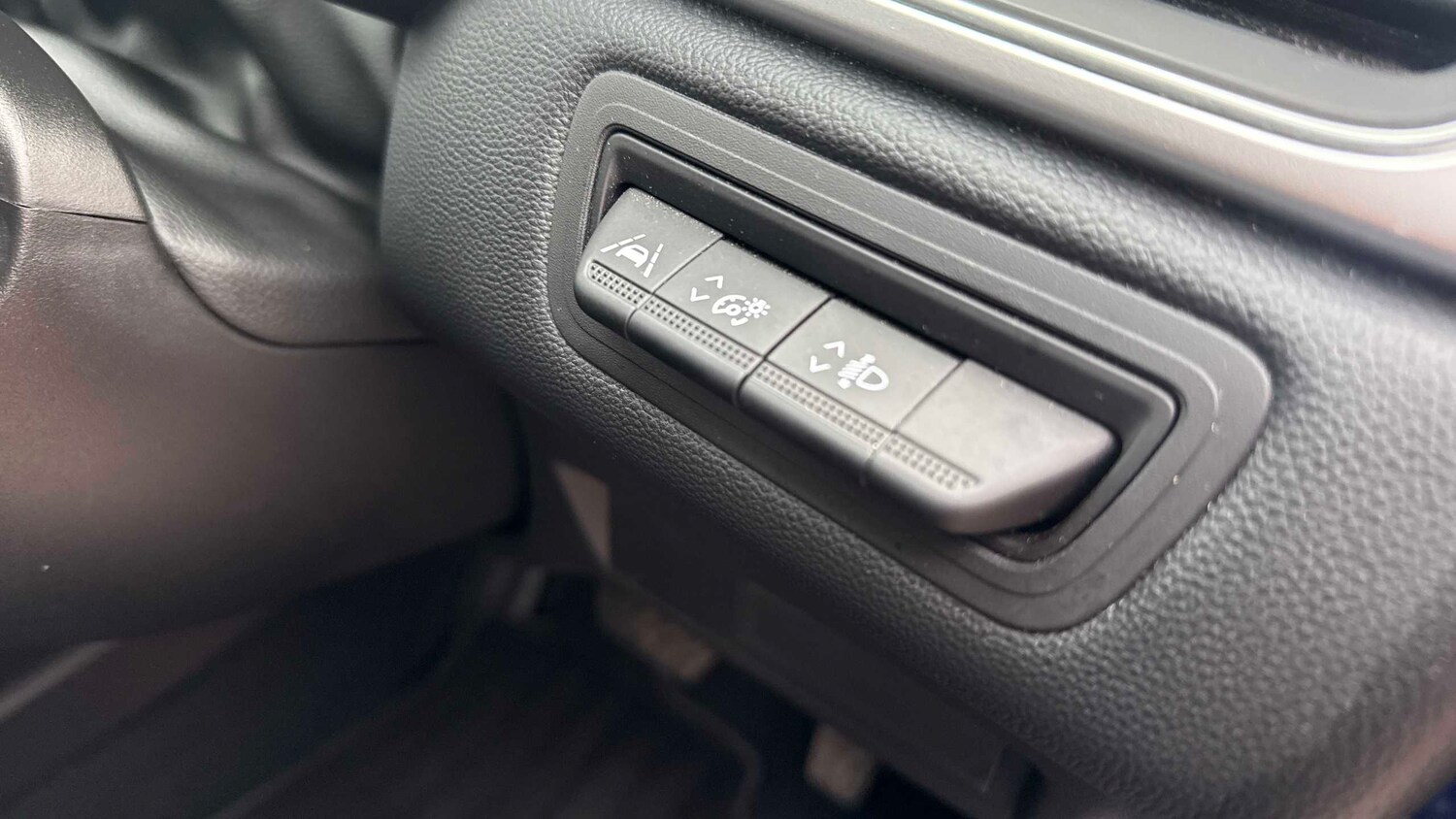 Used Renault Captur 2023 for sale - 76553166: Photo 23