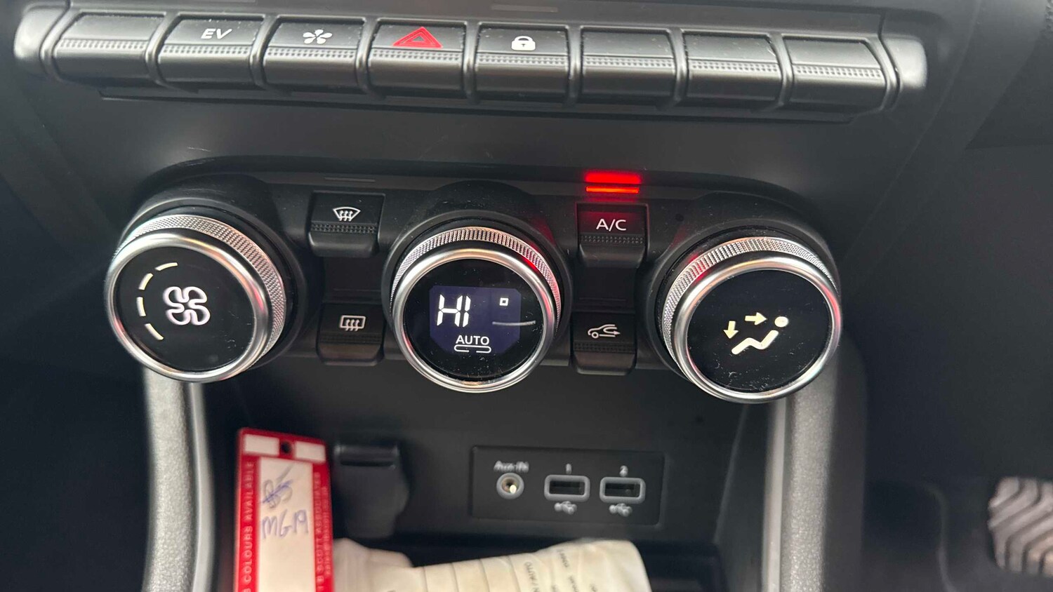 Used Renault Captur 2023 for sale - 76553166: Photo 28