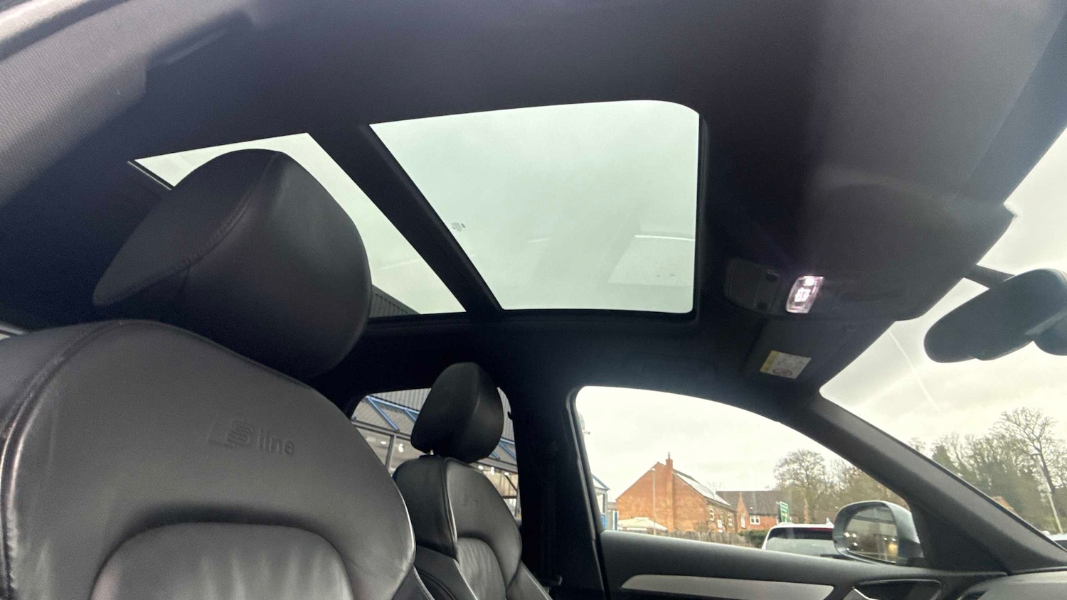 Used Audi Q3 2015 for sale - 77018883: Photo 18