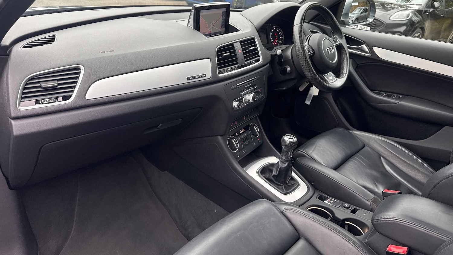 Used Audi Q3 2015 for sale - 77018883: Photo 32