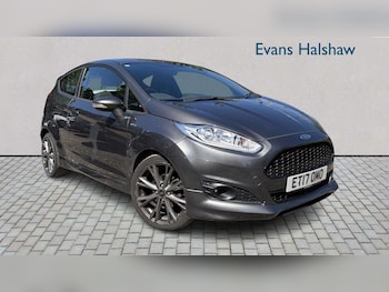 Used Ford Fiesta 2017 for sale - 79002436: Photo