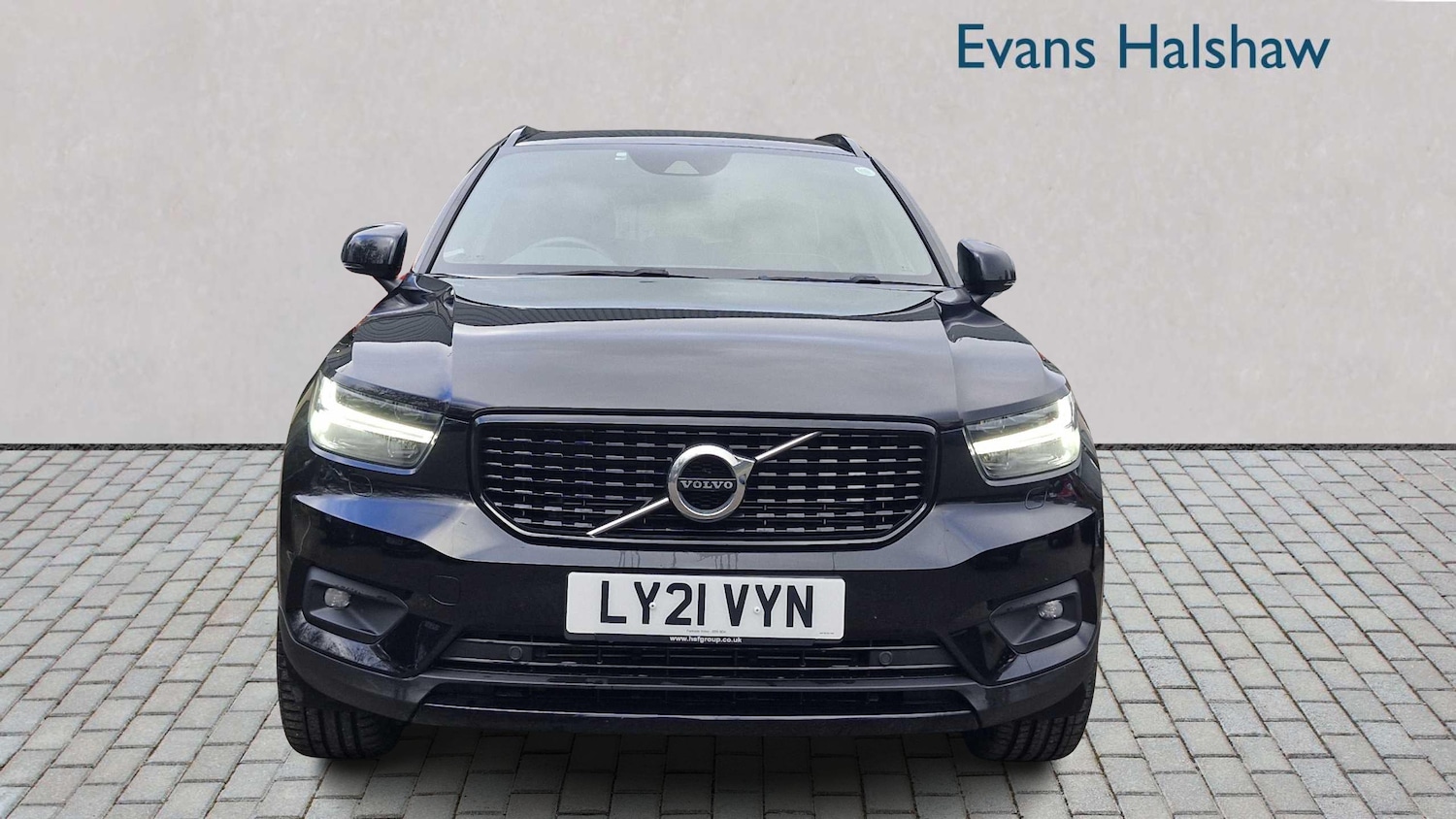 Used Volvo XC40 2021 for sale - 77429030: Photo 3