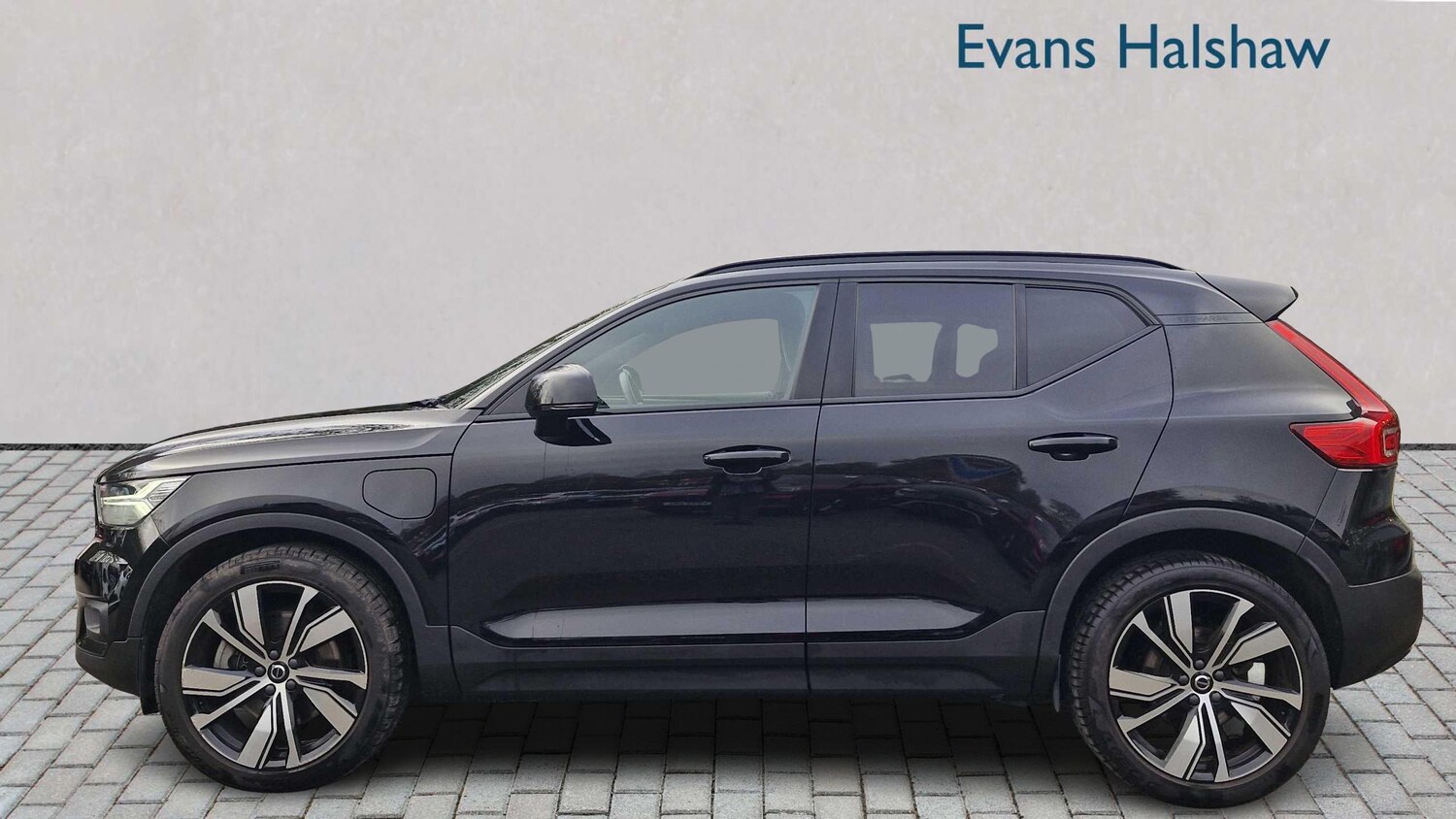 Used Volvo XC40 2021 for sale - 77429030: Photo 6