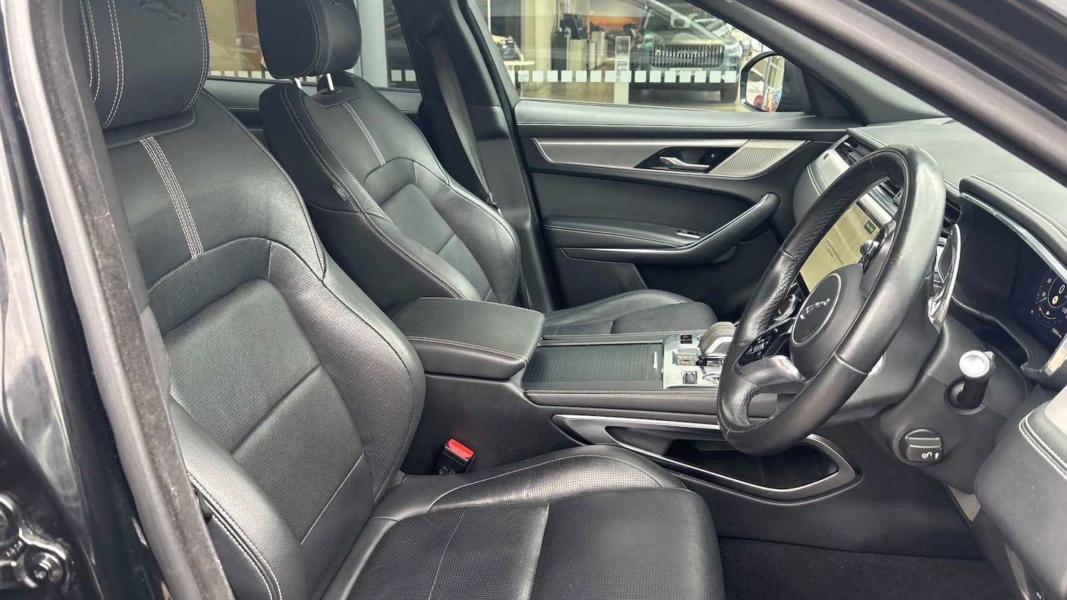 Used Jaguar F-Pace 2021 for sale - 77472527: Photo 18