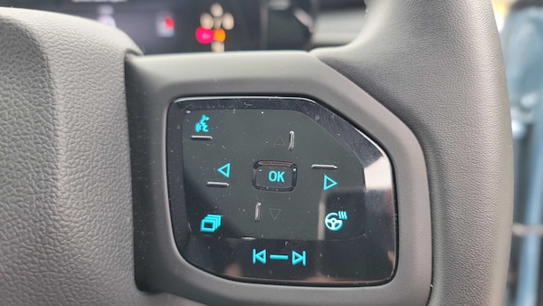 Used Ford Explorer 2025 for sale - 75993809: Photo 30