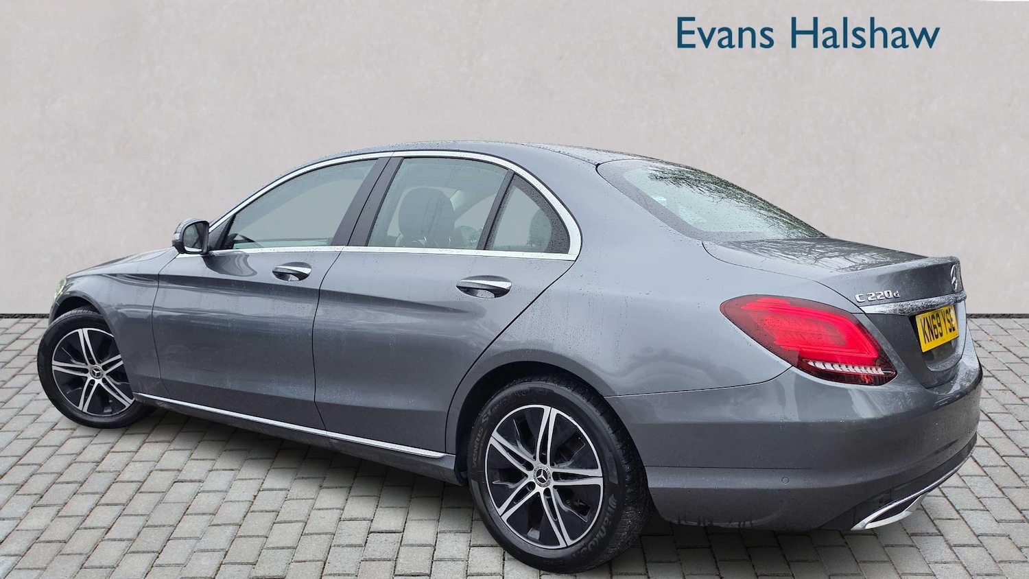 Used Mercedes-Benz C Class 2019 for sale - 77472599: Photo 3
