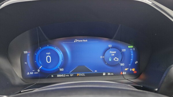 Used Ford Kuga 2023 for sale - 75813495: Photo 13