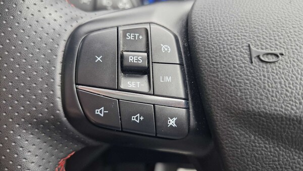 Used Ford Kuga 2023 for sale - 75813495: Photo 15
