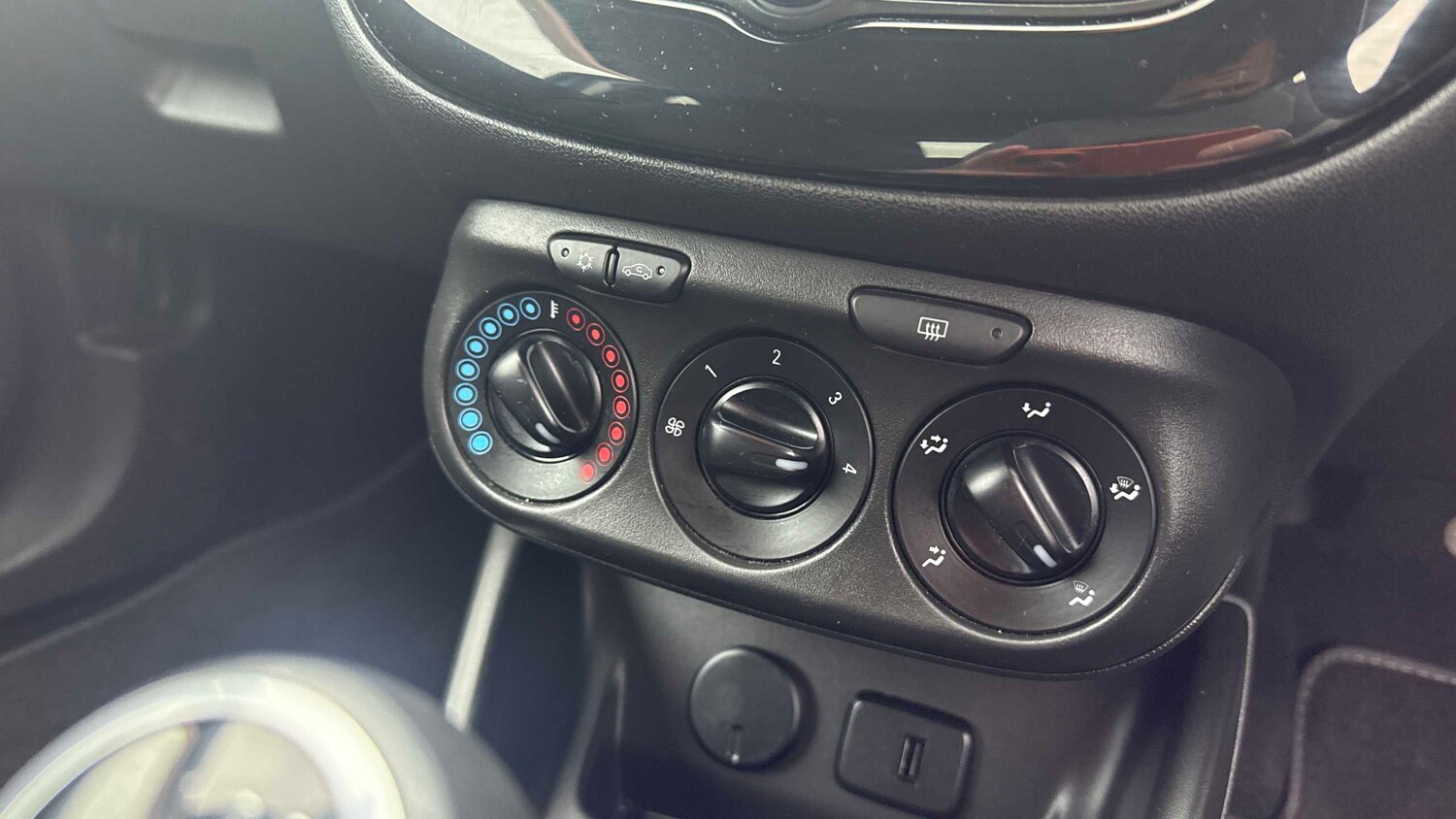 Used Vauxhall Corsa 2018 for sale - 77219516: Photo 27