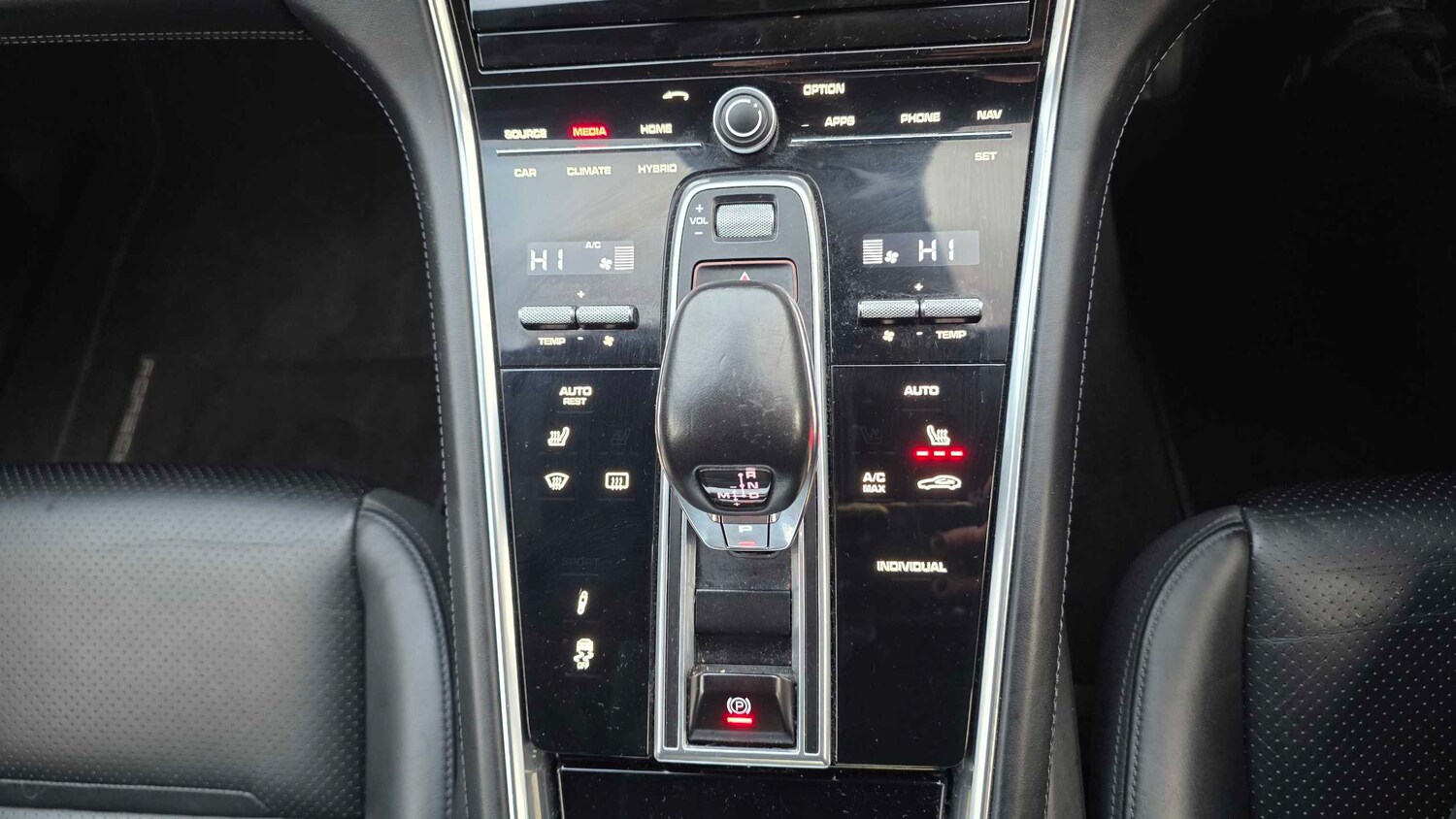 Used Porsche Panamera 2018 for sale - 78208833: Photo 20