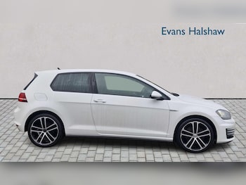 Used Volkswagen Golf 2016 for sale - 77233029: Photo