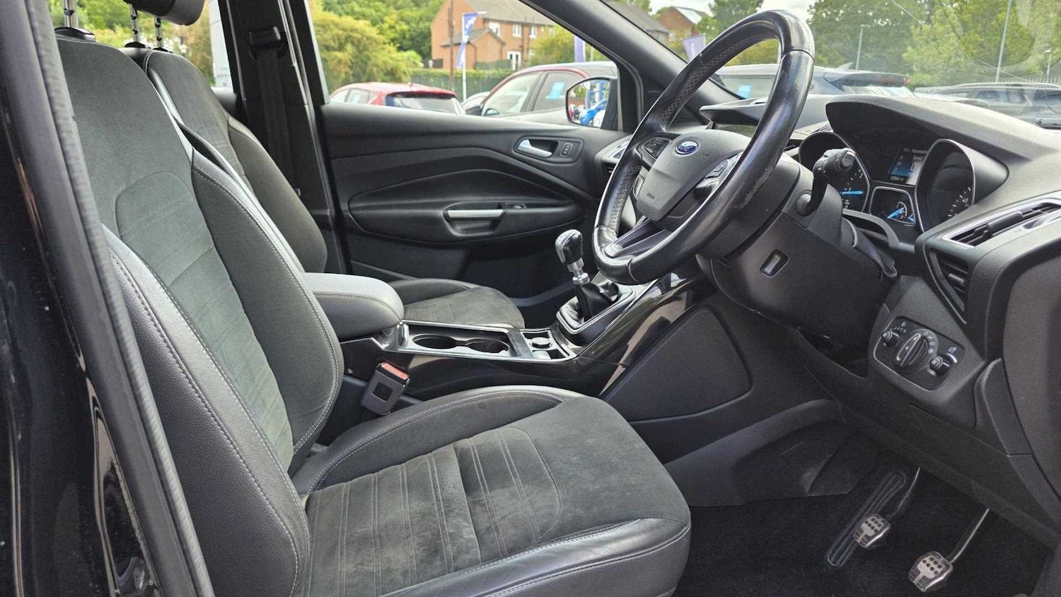 Used Ford Kuga 2017 for sale - 77093279: Photo 13