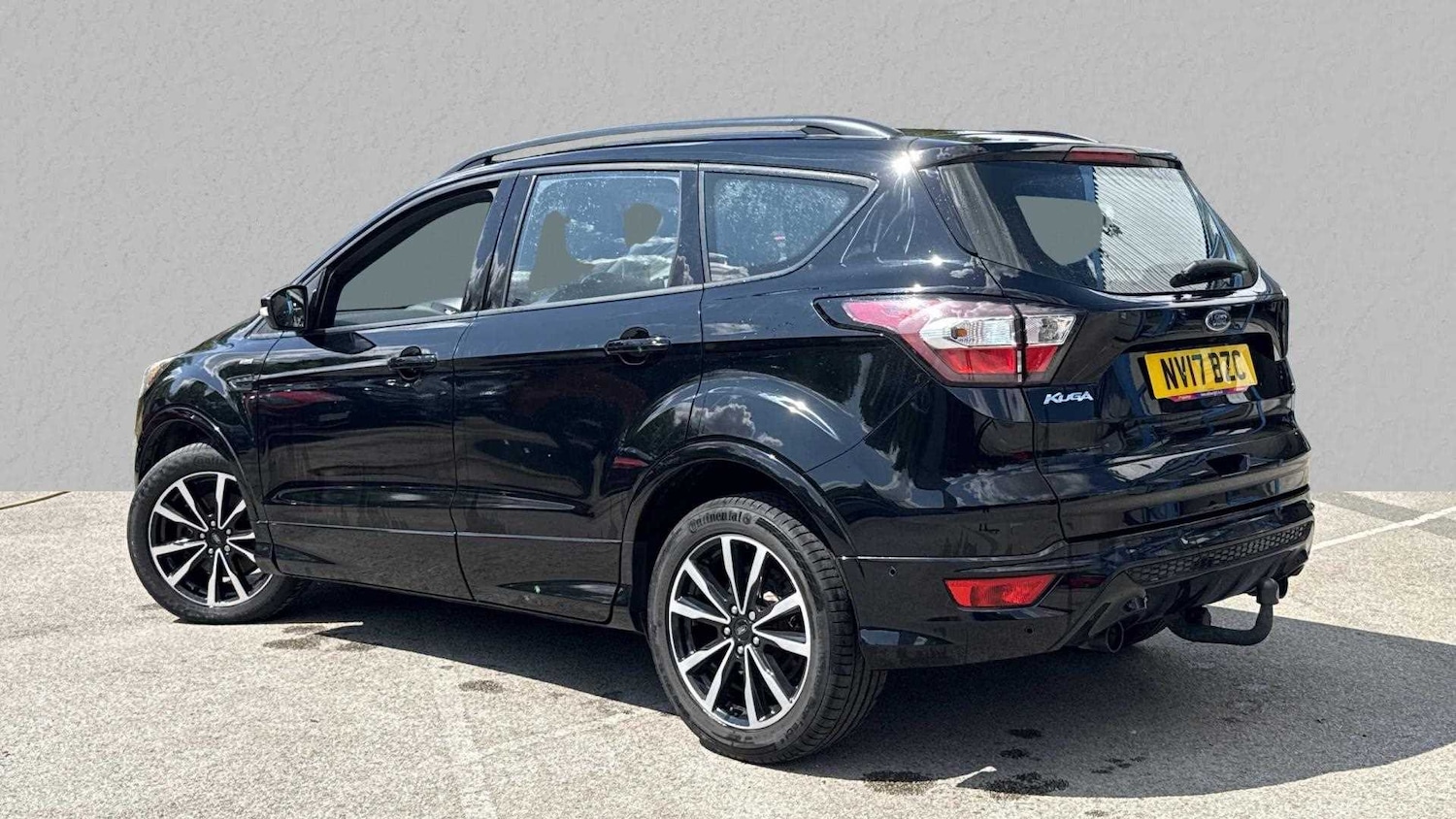 Used Ford Kuga 2017 for sale - 77093279: Photo 2