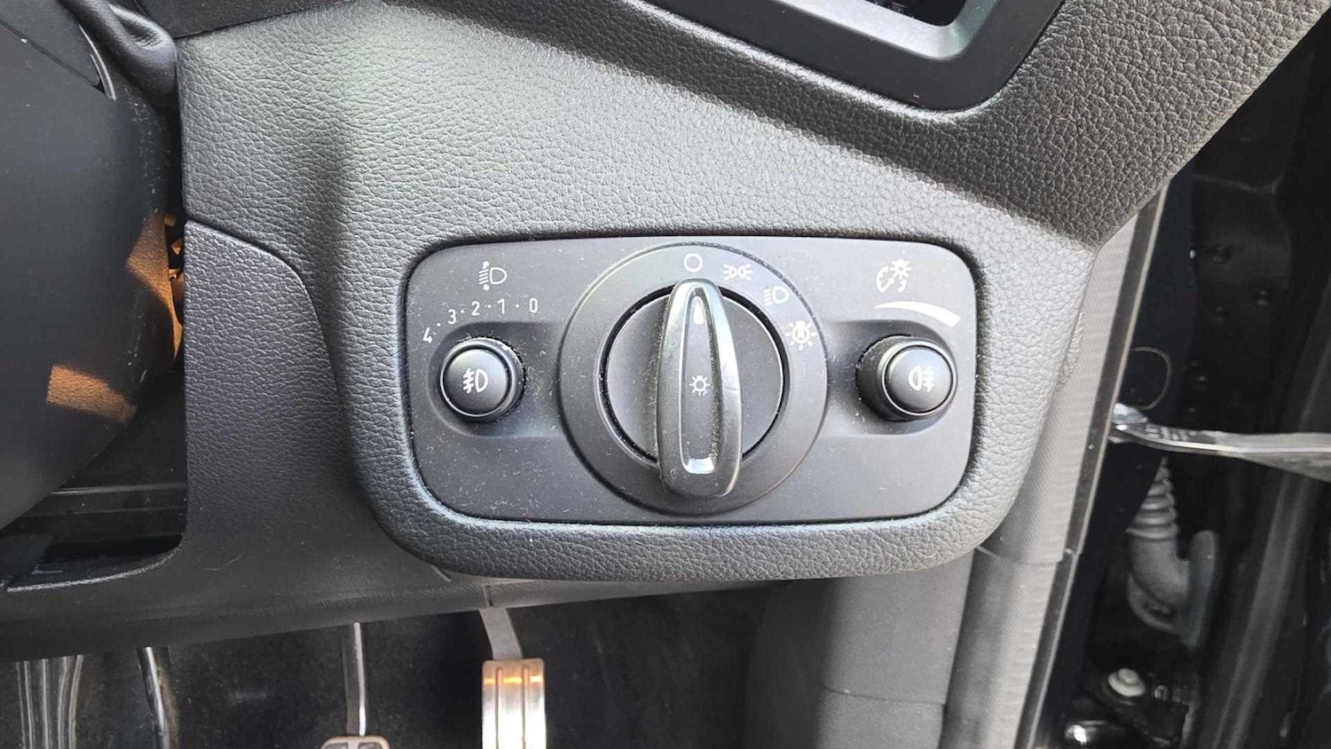 Used Ford Kuga 2017 for sale - 77093279: Photo 27