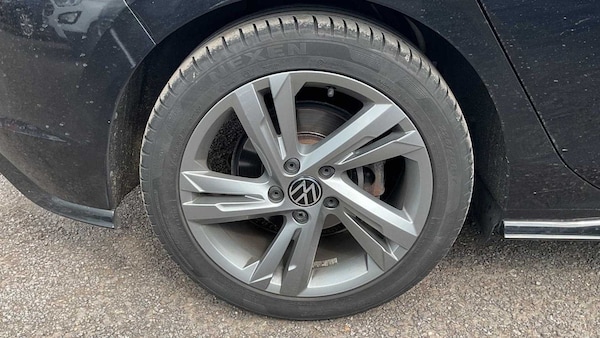 Used Volkswagen Golf 2023 for sale - 76310815: Photo 9