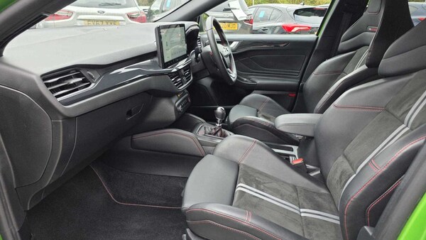 Used Ford Focus 2023 for sale - 76205150: Photo 14
