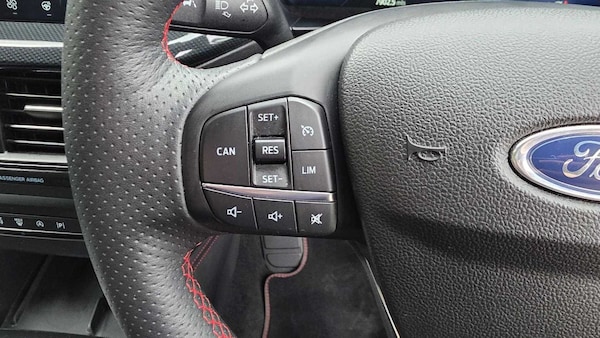 Used Ford Focus 2023 for sale - 76205150: Photo 26