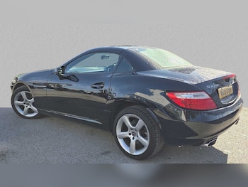 Used Mercedes-Benz SLK 2015 for sale - 75944313: Photo