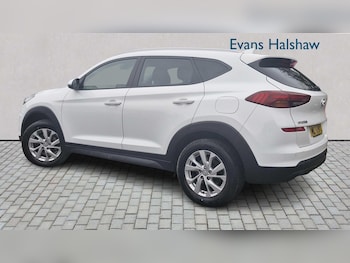 Hyundai TUCSON feature image