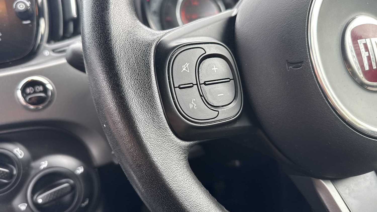 Used Fiat 500 2019 for sale - 76218380: Photo 23