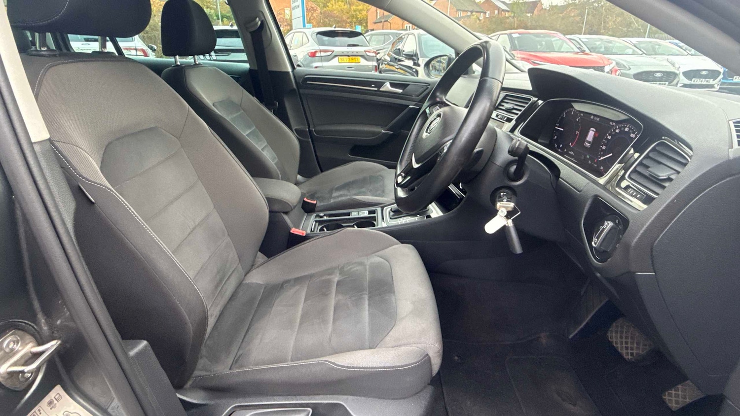 Used Volkswagen Golf 2019 for sale - 76705145: Photo 12