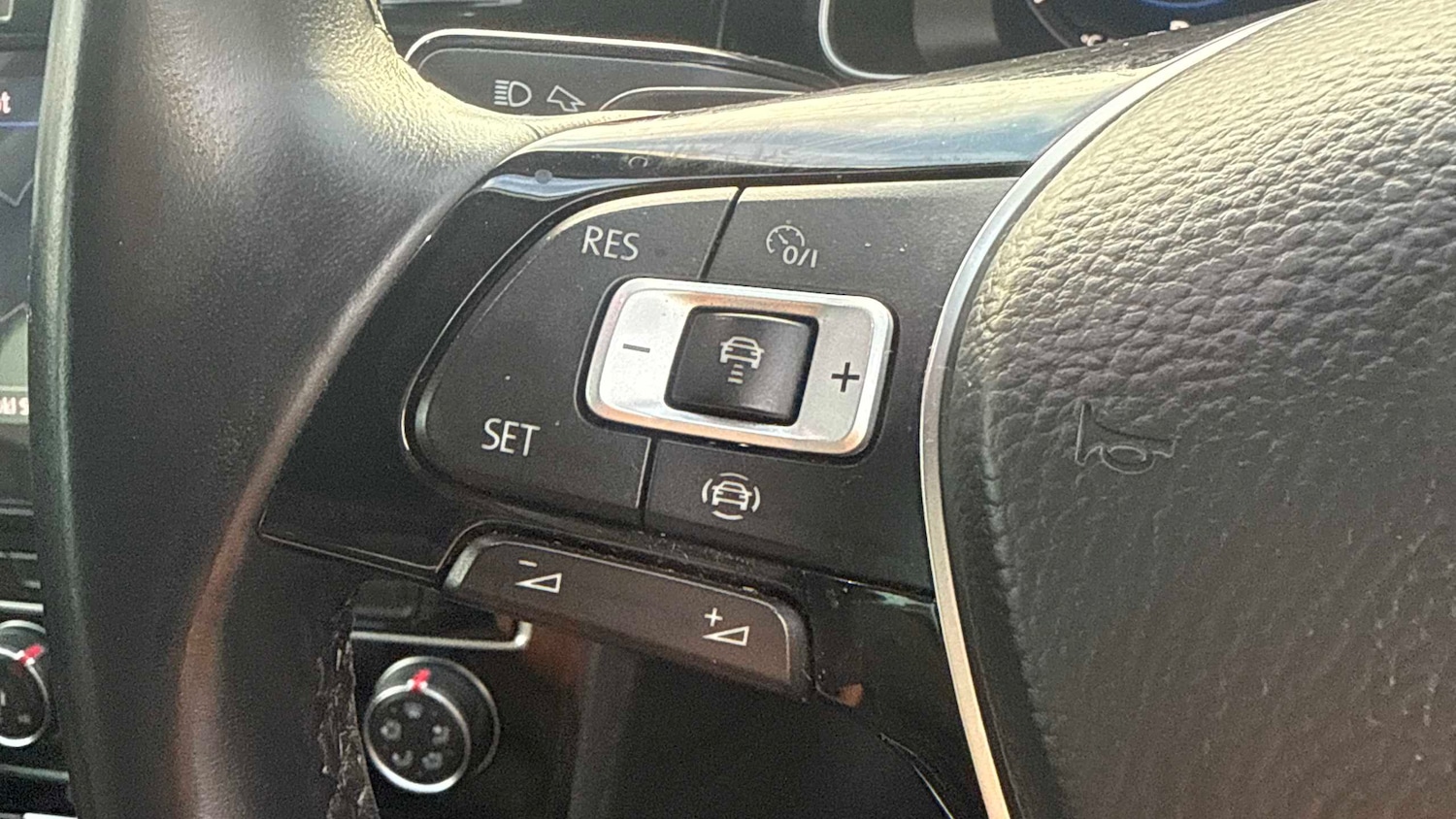 Used Volkswagen Golf 2019 for sale - 76705145: Photo 22